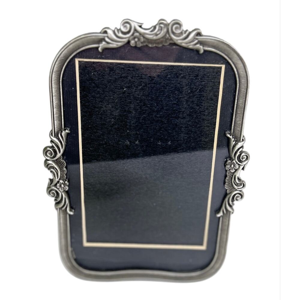 Fetco Ornate Pewter Easel Back Picture Frame Floral Scrollwork Arched Top 4x6